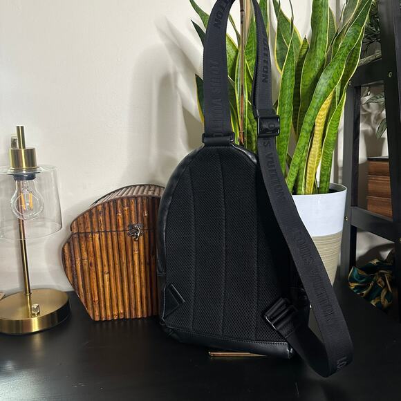 LOUIS VUITTON Racer Slingbag Backpack Monogram Shadow Leather Black - Picture 5 of 15